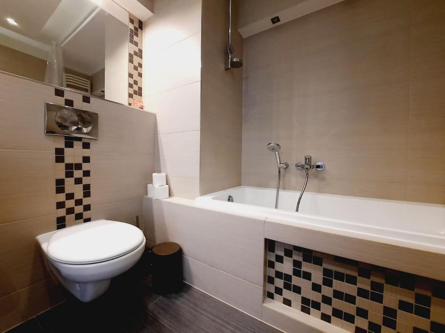 Apartament Z Podziemnym Parkingiem Ulica Wroclawska Kraków Zewnętrze zdjęcie
